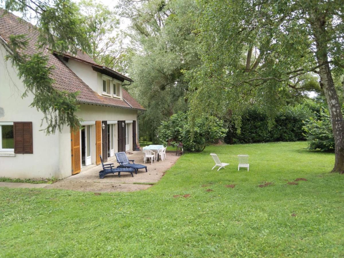 Villa Saints à Beautheil-Saints Extérieur photo